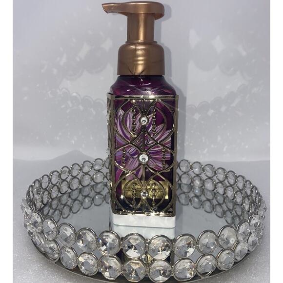 BATH & BODY WORKS GEMS GOLD GATE METAL GENTLE FOAMING HAND SOAP SLEEVE HOLDER - Picture 4 of 4